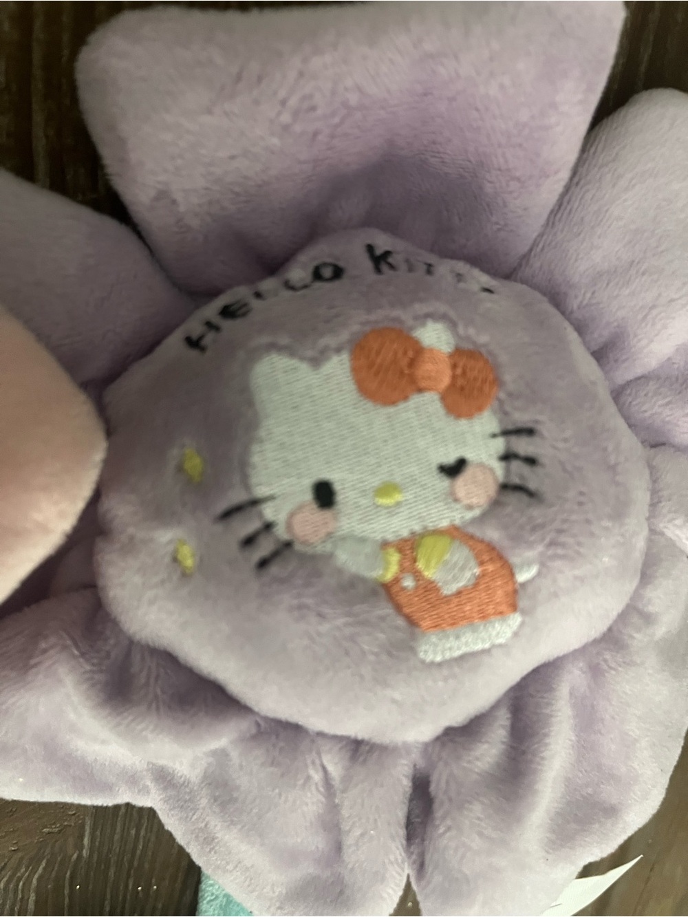 Hello Kitty Plush Flower Pair in Pink, Purple & Mint Green - Picture 3 of 9